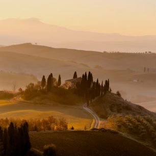 destination_img